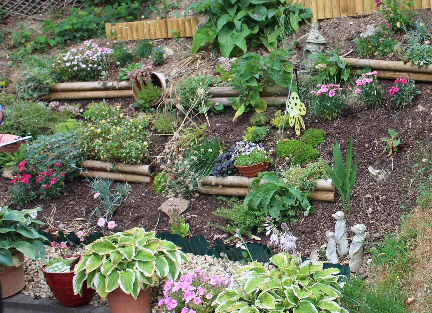 Win a £30 National Garden Voucher in Garden Treasures Contest