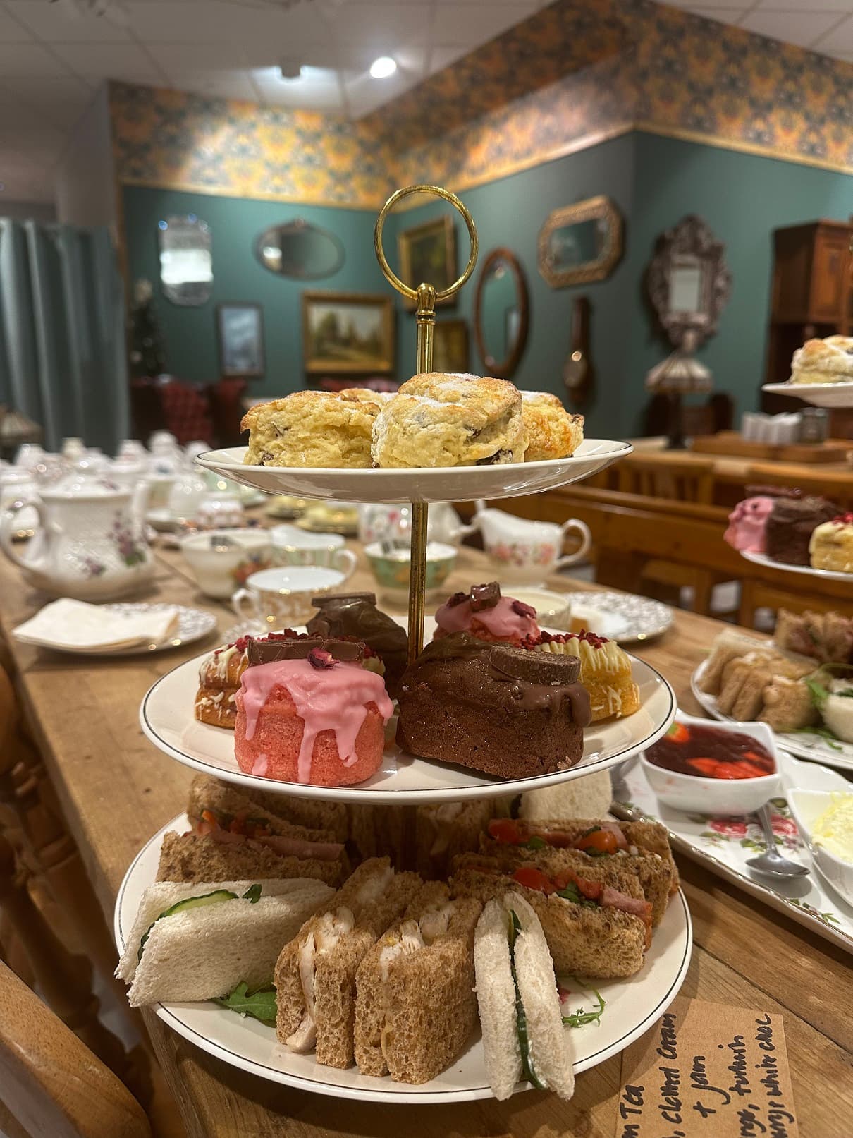 Feast Amidst Heritage: Durham’s Delectable Restaurant Week!
