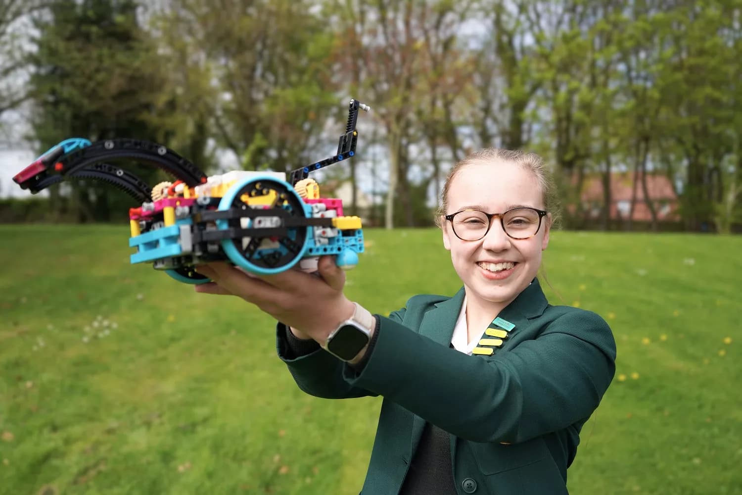 Durham High Students Reach National Robotics Final with ‘Flo’