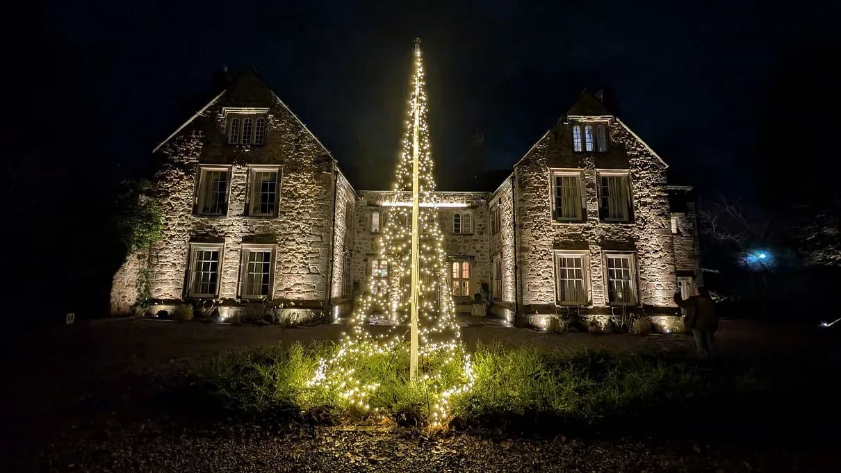 Christmas Eve Arrives Early: Dean Midas Premieres New Horror Short This Friday