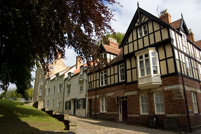 The History and Changes of Dun Cow Lane