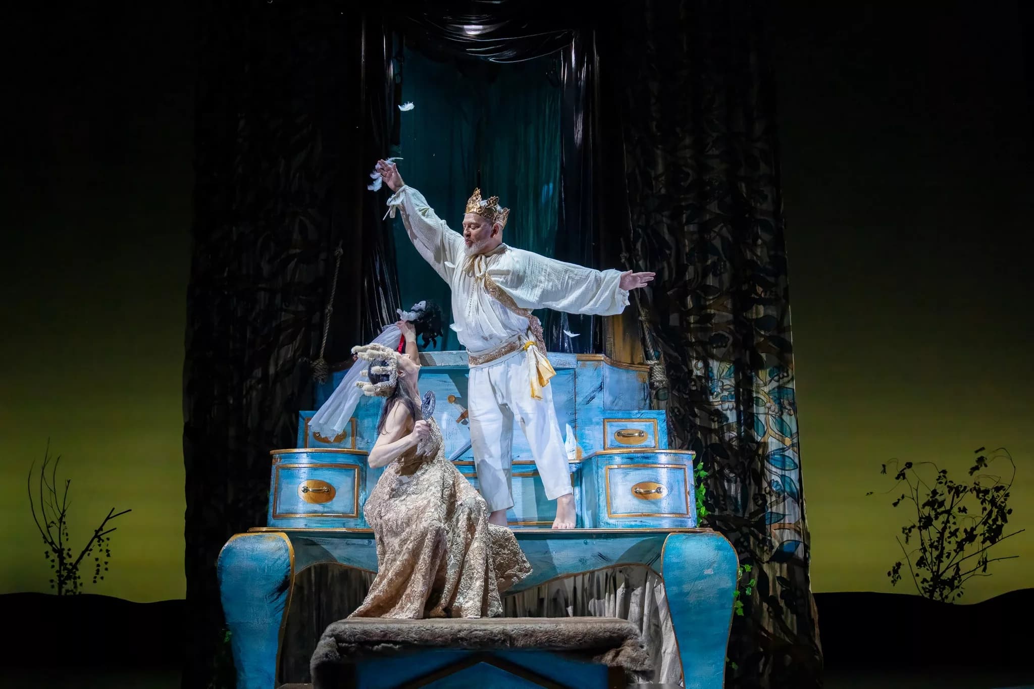Geoff Hopson Returns to Darlington Stage for balletLORENT’s Snow White