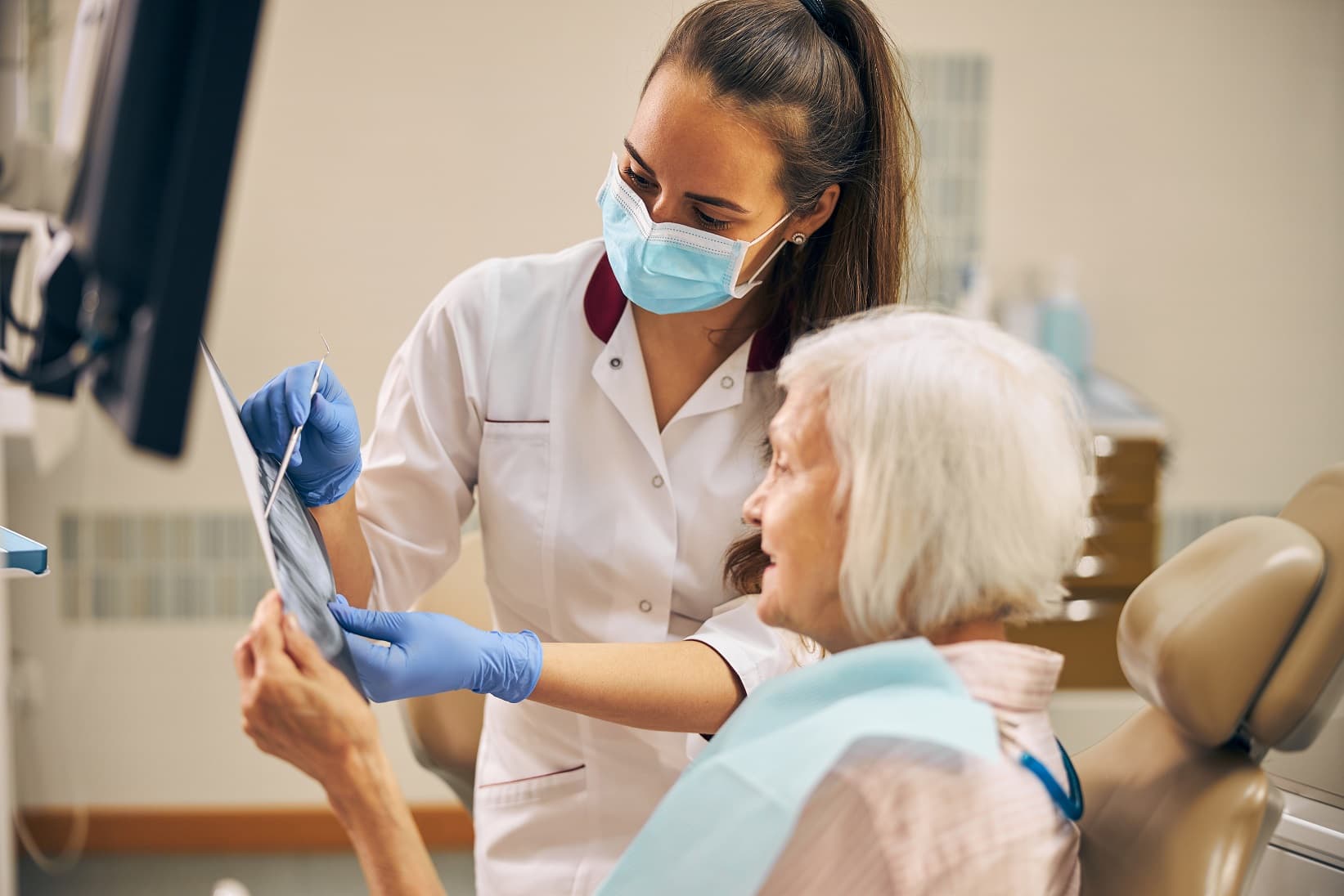 Six Reasons Why Dental Professionals Need To Keep Learning