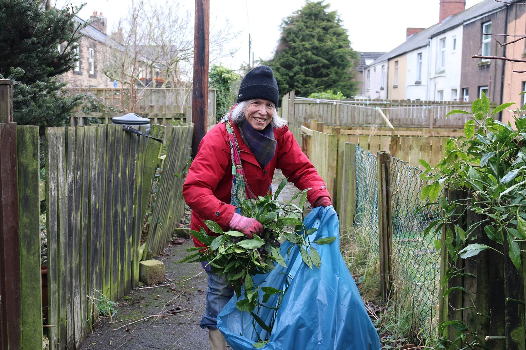 Langley Park Volunteers Pick Up Litter