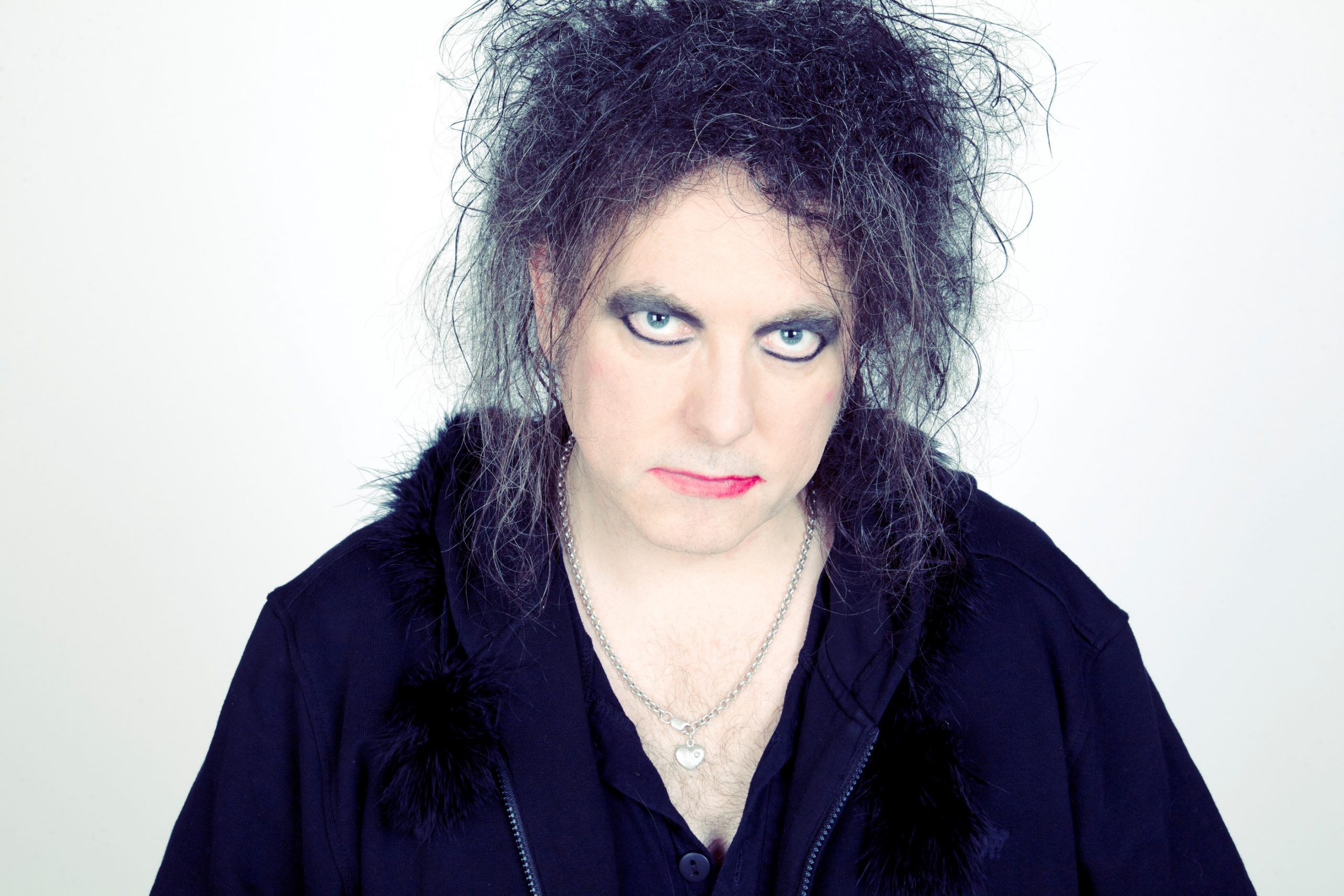  Robert Smith of The Cure Becomes Patron for Heart Research UK