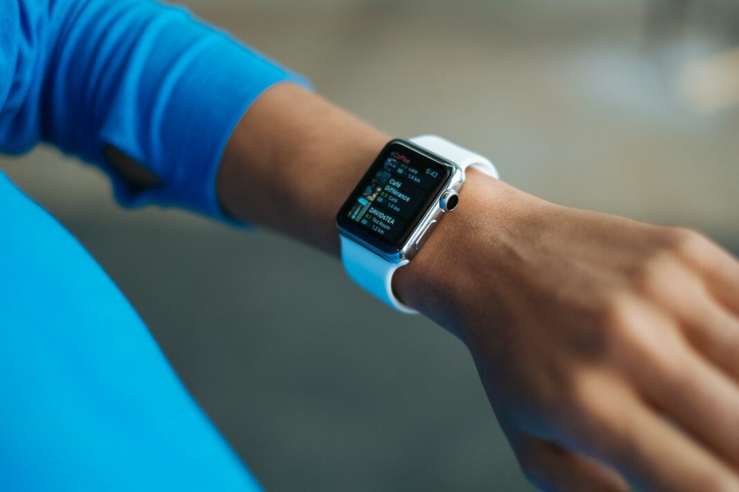 How Is Technology Reshaping Fitness Trends?