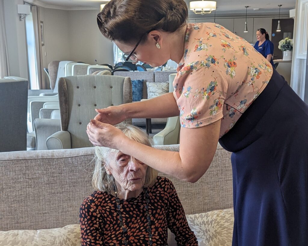 DurhamGate Care Home Celebrates D-Day Anniversary with Stunning Performance

