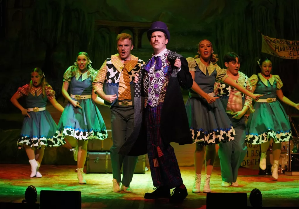 Record Crowds Enjoy Fe‑Fi‑Fo‑Fun at Gala Durham’s Winter Pantomime Season
