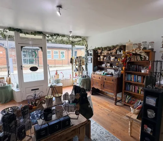 Crook Shop at Centre of Paranormal Investigation After Strange Activity Crook Shop at Centre of Paranormal Investigation After Strange Activity